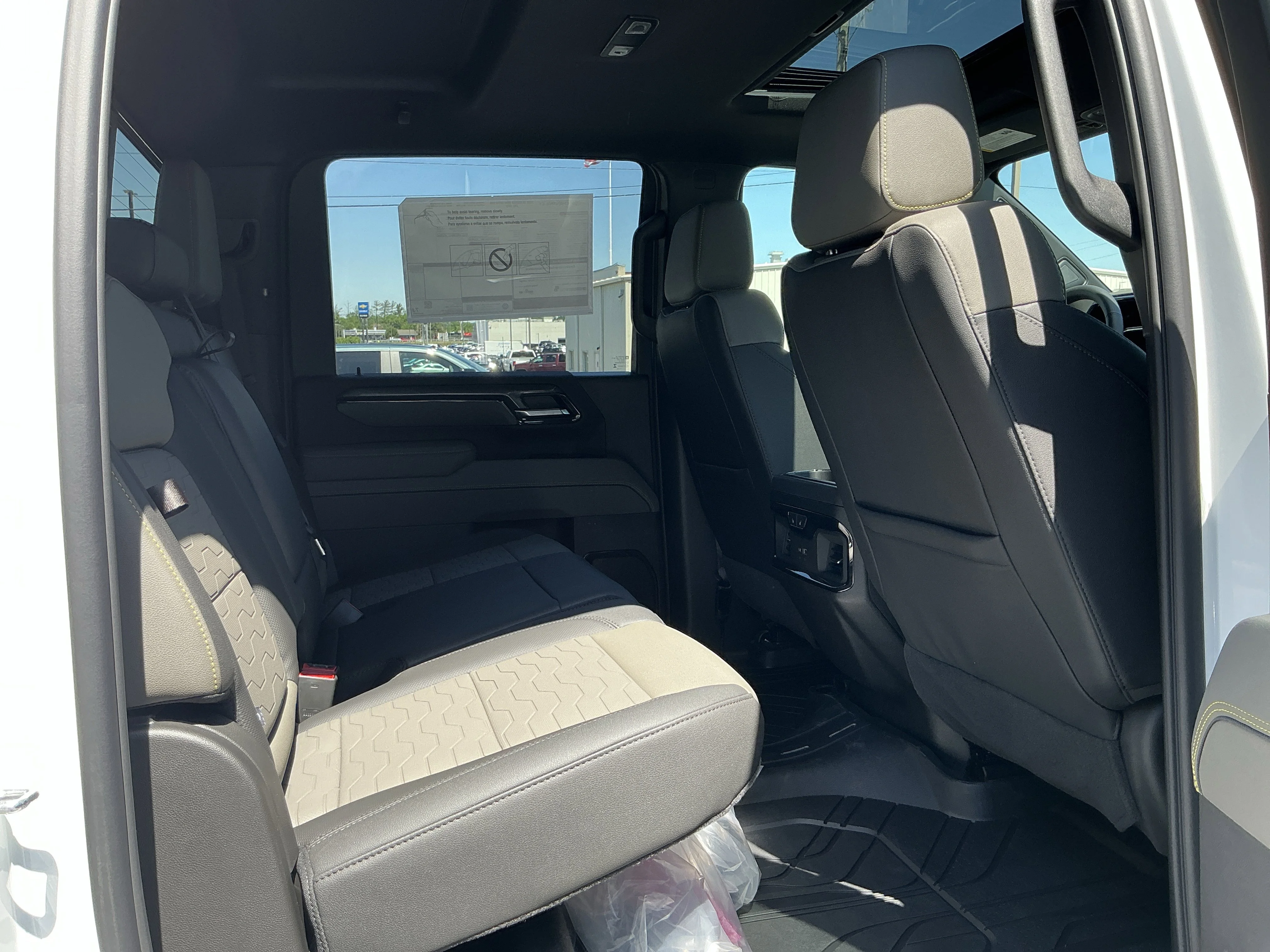 2026 Chevrolet Silverado 2500 HD ZR2 - Photo 28