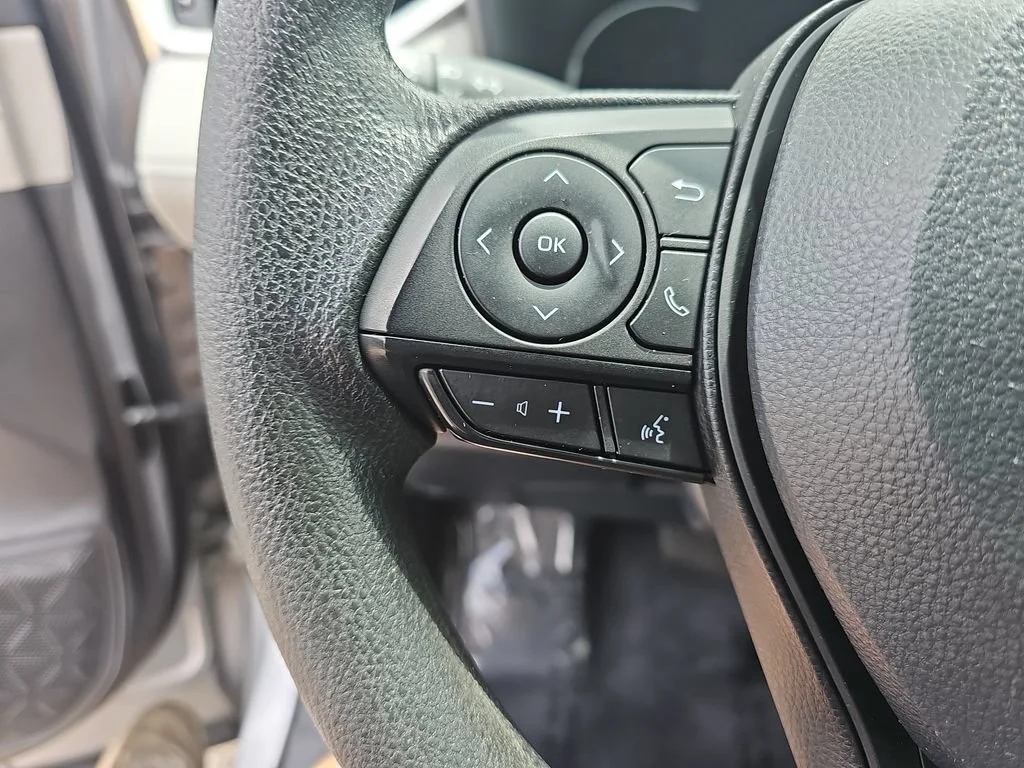 Used 2024 Silver Toyota Hybrid XLE image 22