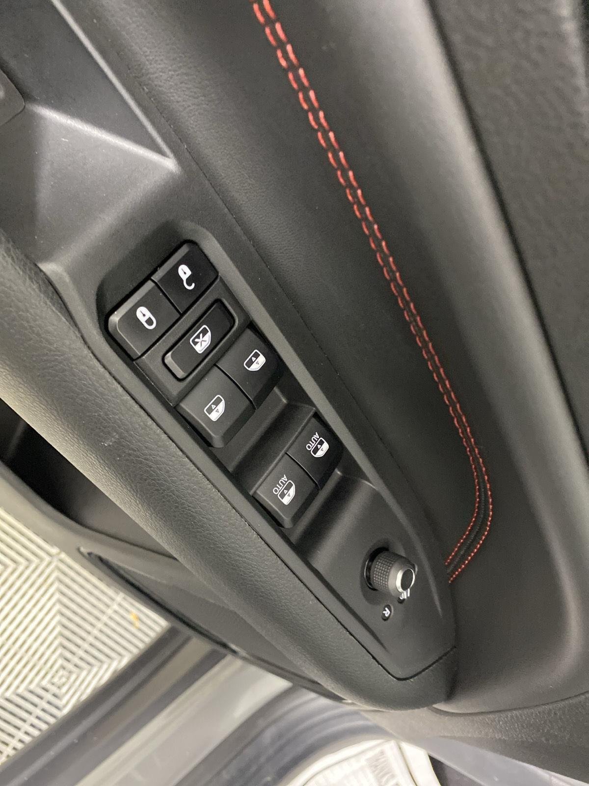 Used 2023 Sting-Gray Clearcoat Jeep Trailhawk image 22