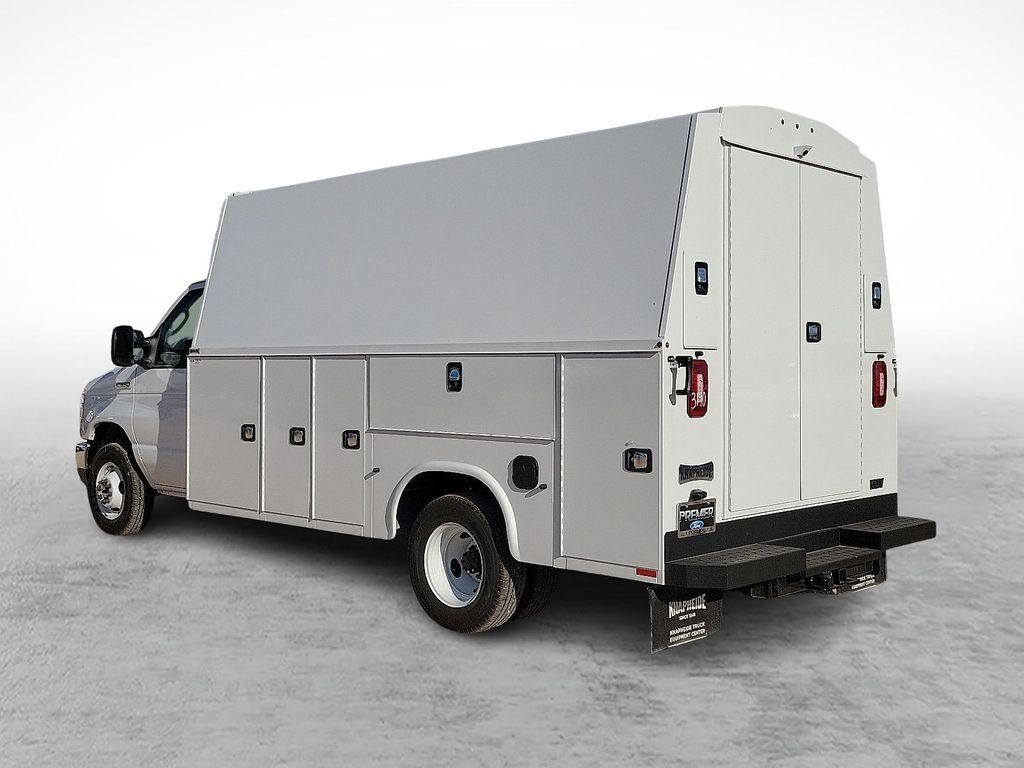 2026 Ford E-Series Cutaway Base - Photo 7