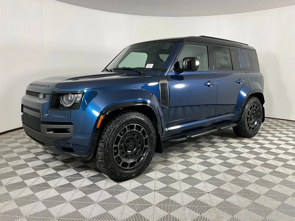 Defender 110 | Land Rover North Dade