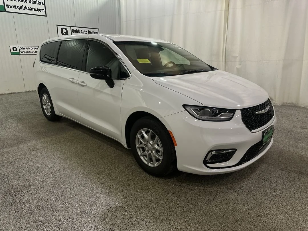 2026 Chrysler Pacifica