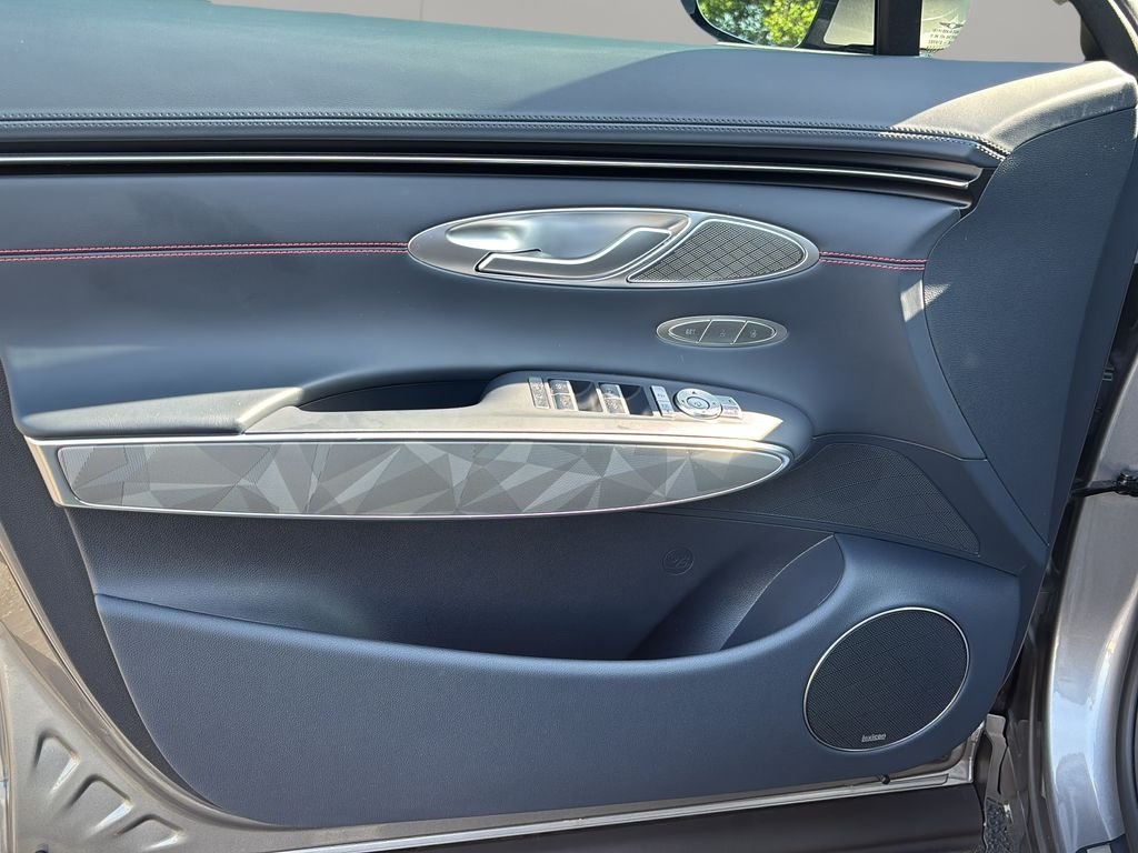 2025 GENESIS GV70 Sport - Photo 16