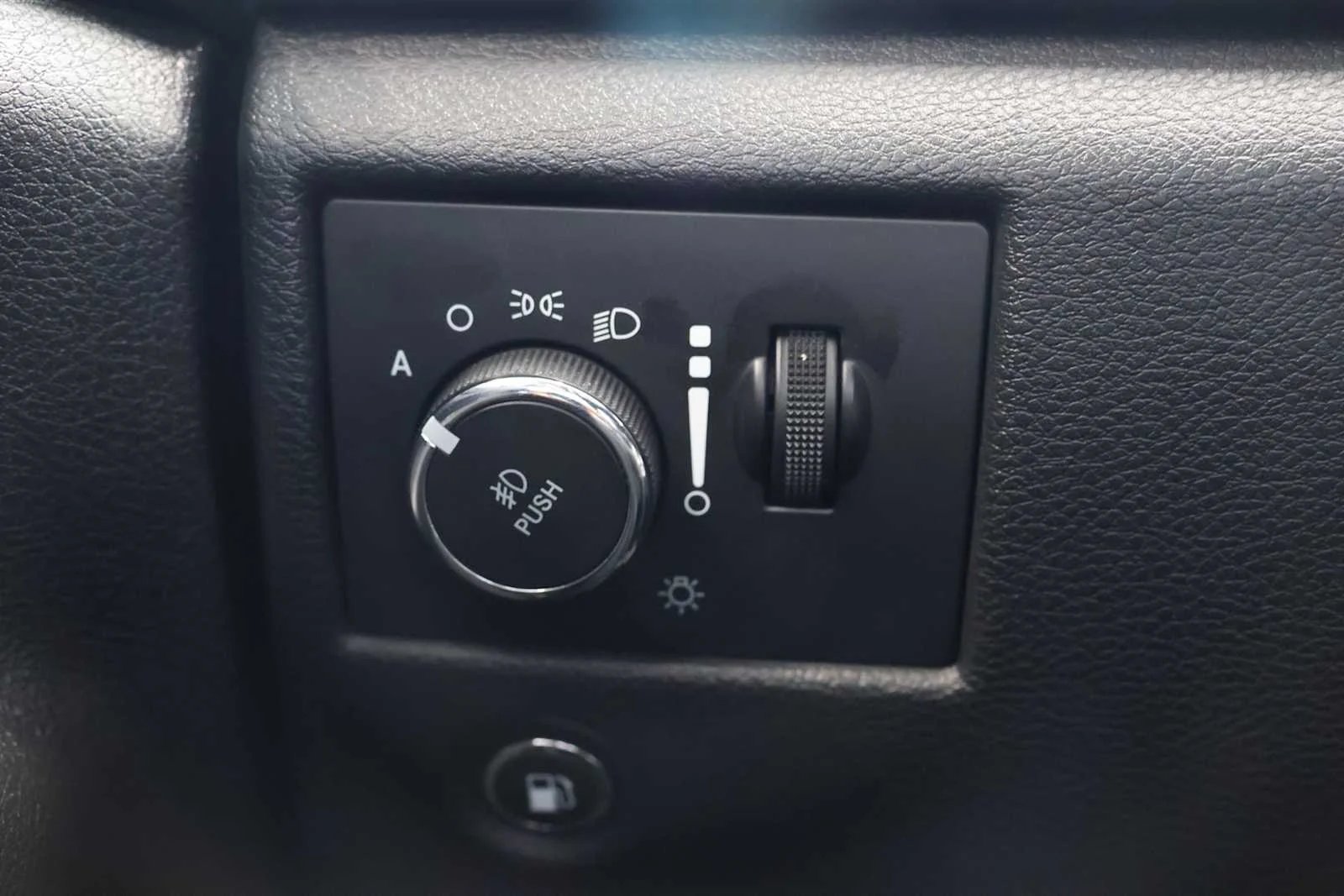 Used 2022 Bright White Clearcoat Jeep Laredo X image 19