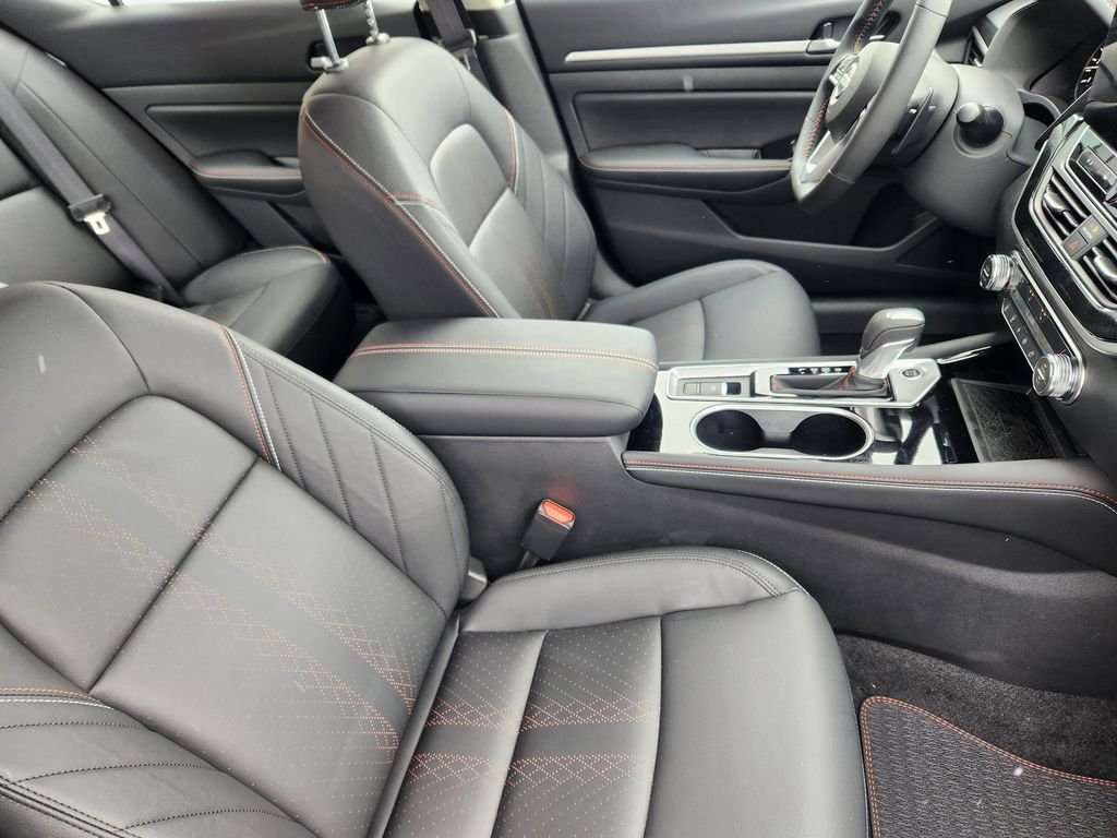 New 2025 Gray Sky Pearl Nissan SR image 16