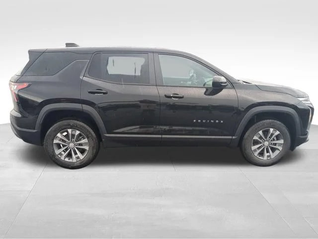 New 2027 Mosaic Black Metallic Chevrolet LT image 6