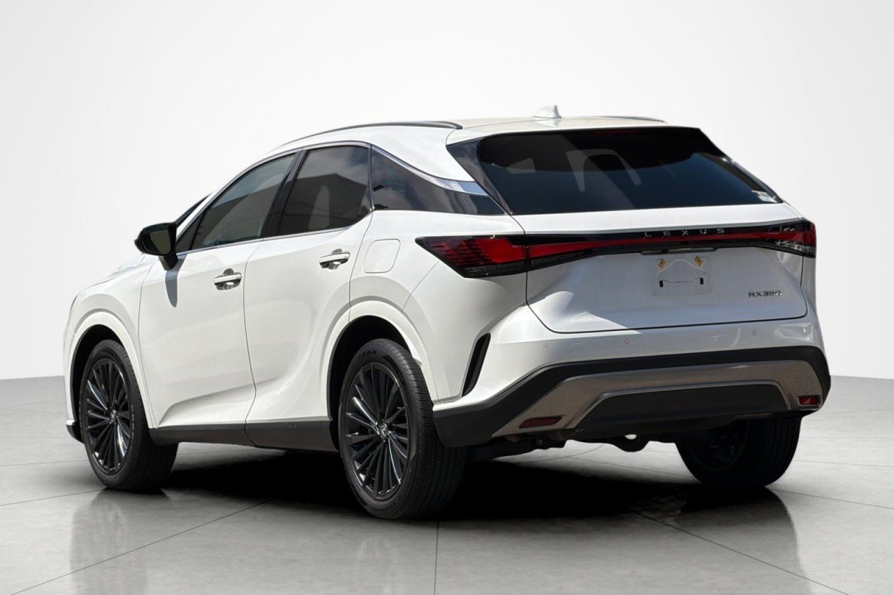 Used 2024  Lexus RX 350 image 3