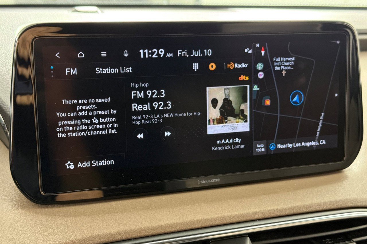 Used 2023 BLACK Hyundai SEL Convenience image 17