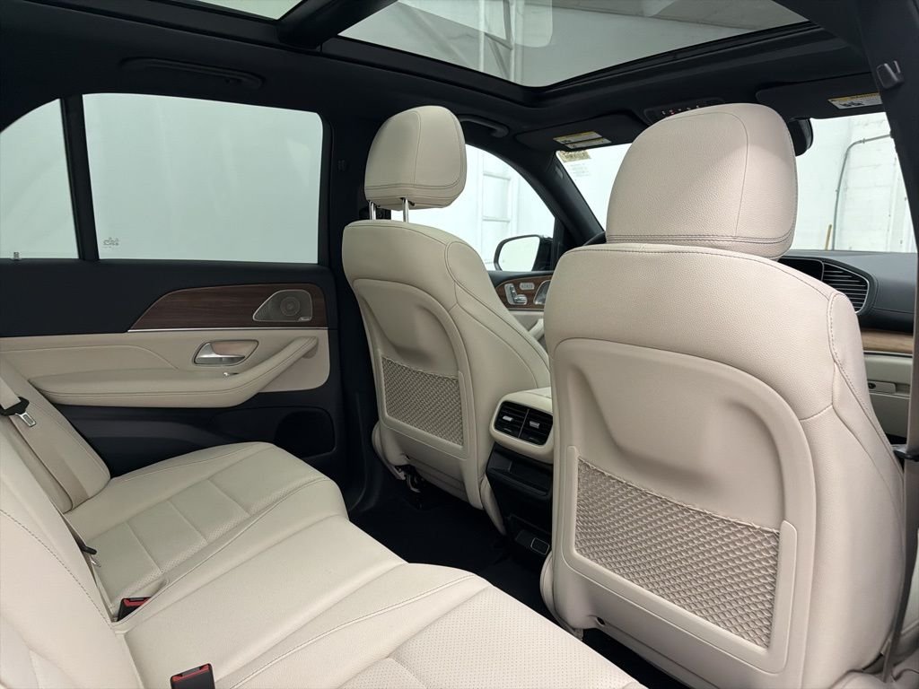 Used 2026 White Mercedes-Benz GLE 350 image 25