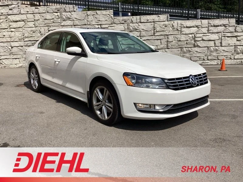 Used 2014 White Volkswagen SEL Premium image 1