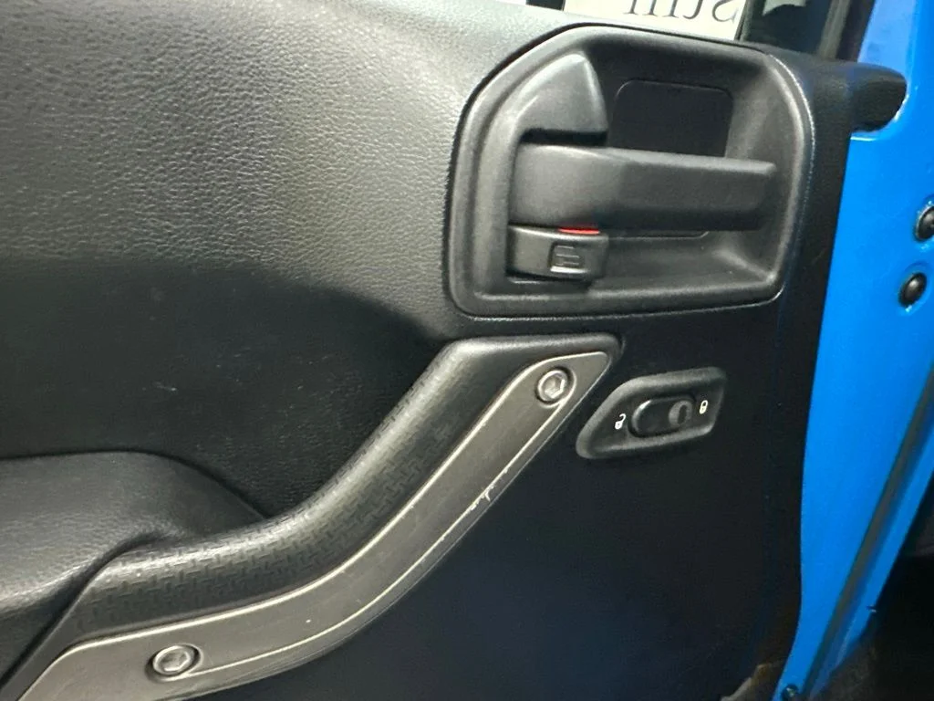 Used 2011 Blue Jeep Sport image 15
