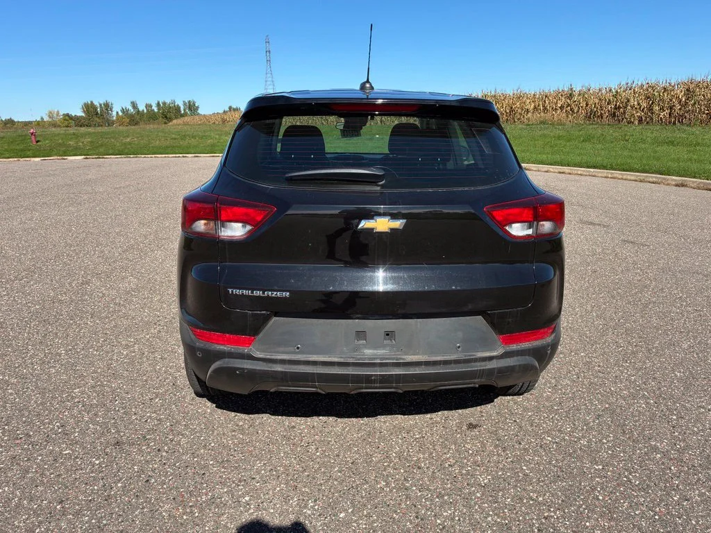 Used 2021 Black Chevrolet LS image 7