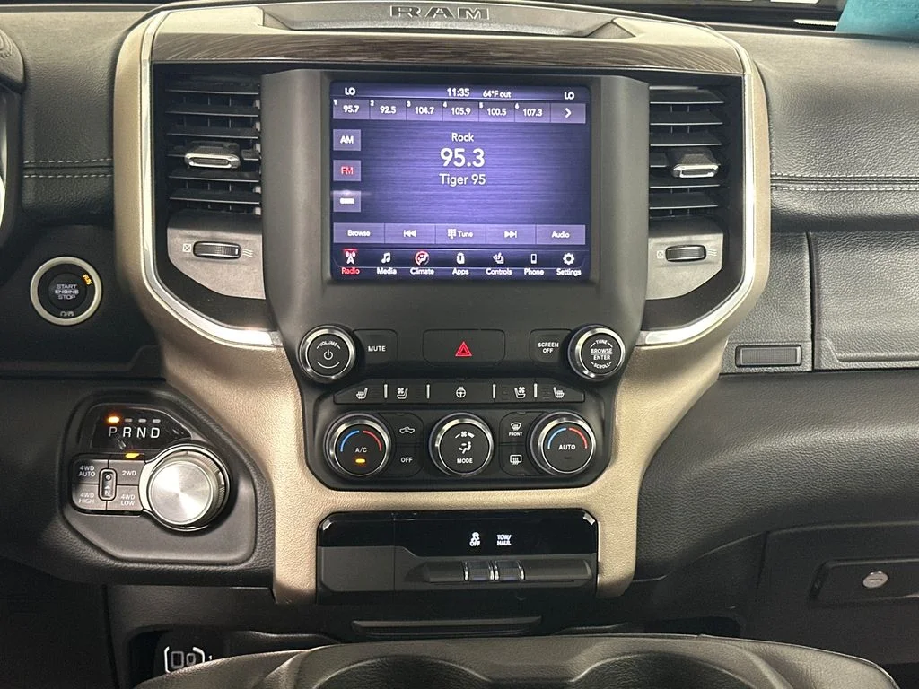 Used 2020 Delmonico Red Pearl Ram Laramie image 27