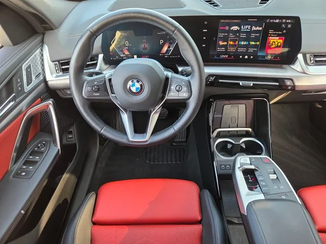 Used 2025 Red BMW xDrive28i image 17