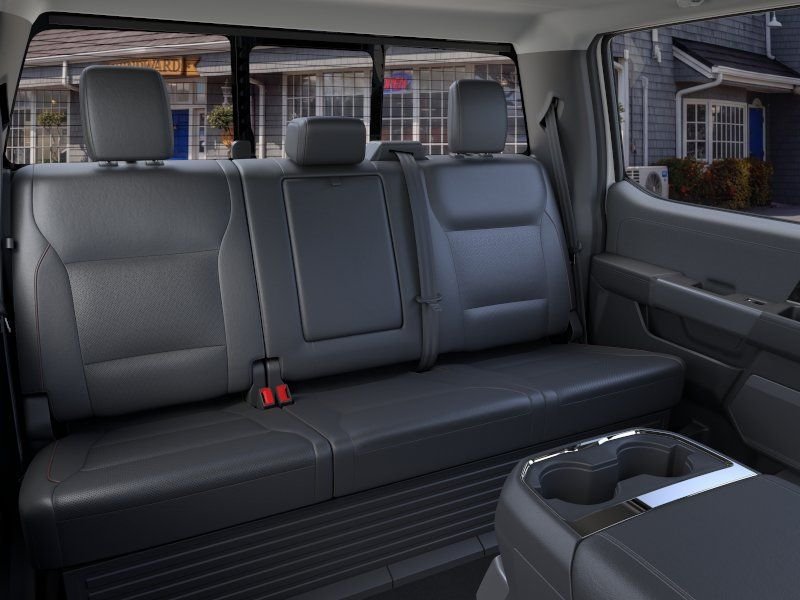 New 2025 Oxford White Ford Lariat image 11