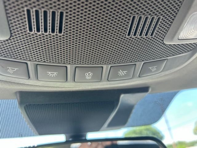 Used 2020 Black Ford XL image 29
