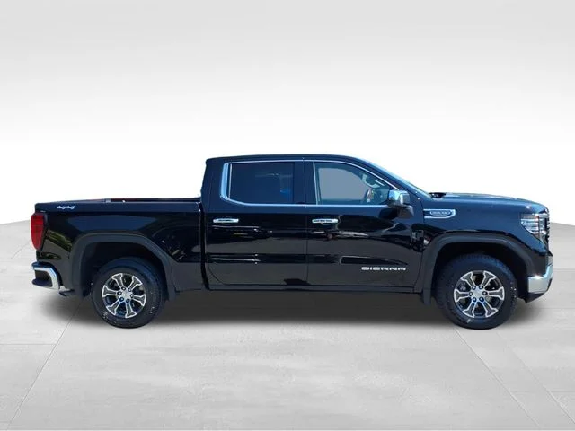 Used 2025 Black GMC SLT image 11