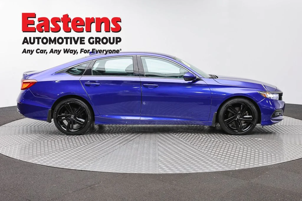 Used 2019 Blue Honda Sport image 4