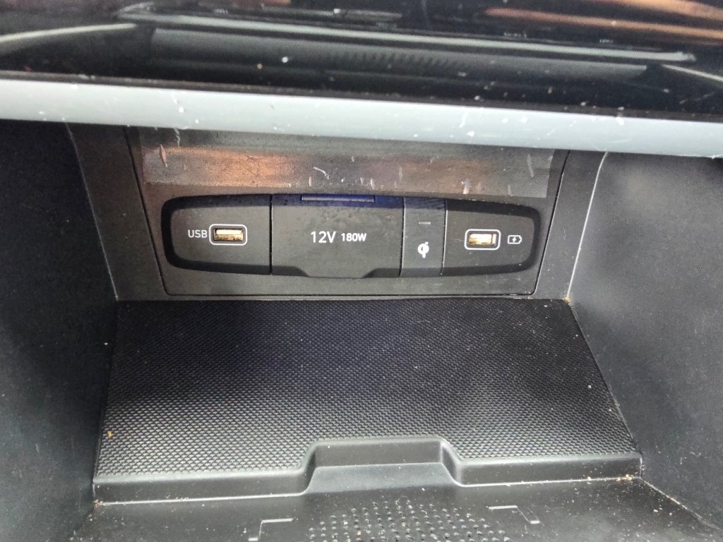 Used 2022 Deep Sea Hyundai SEL Convenience image 21