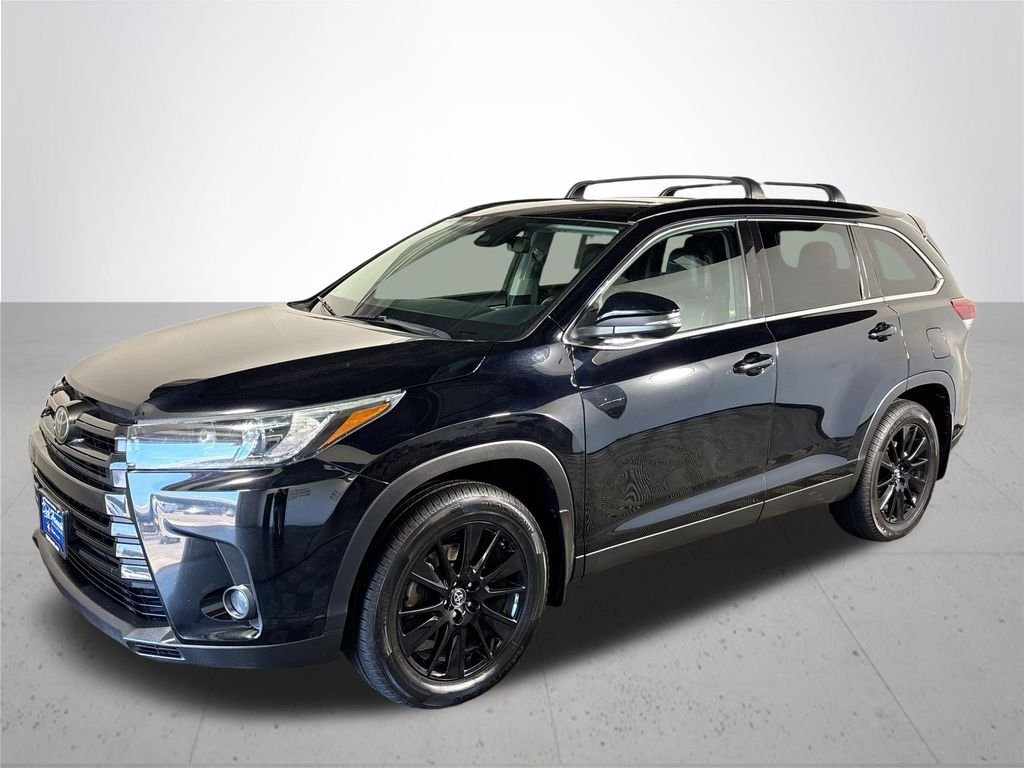 Used 2019 Midnight Black Metallic Toyota SE image 2