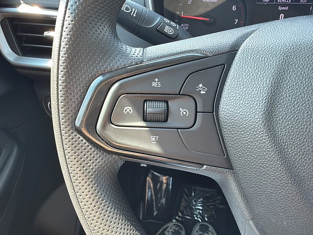 Used 2021 Summit White Chevrolet LS image 15