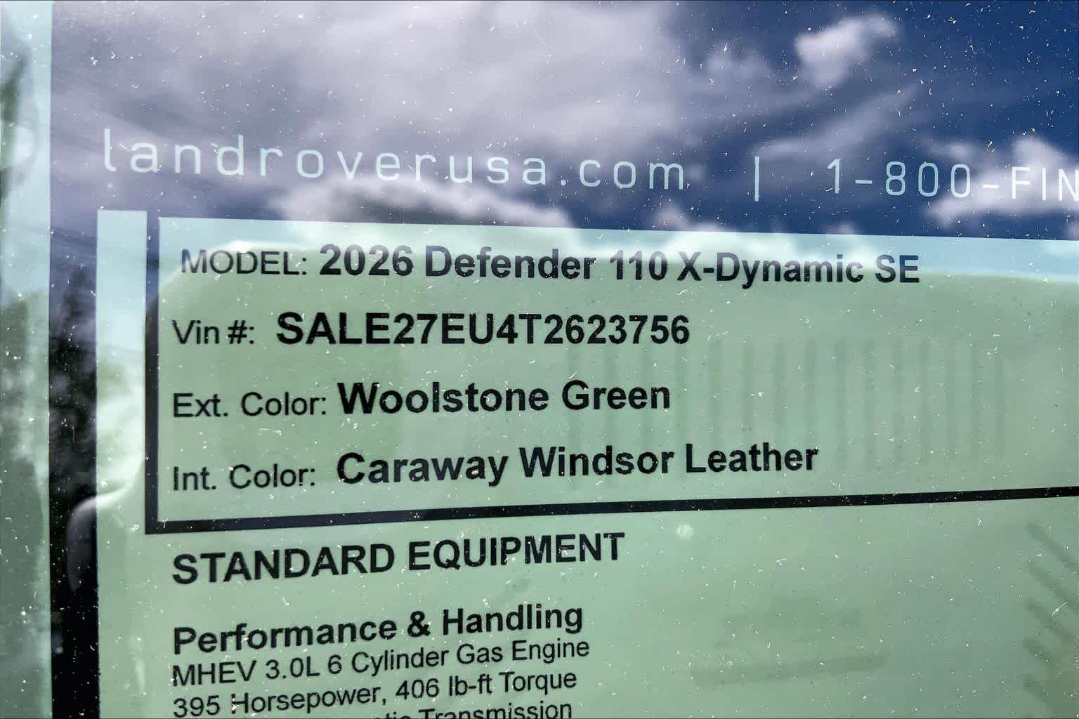 New 2026 Woolstone Green Land Rover X-Dynamic SE image 6
