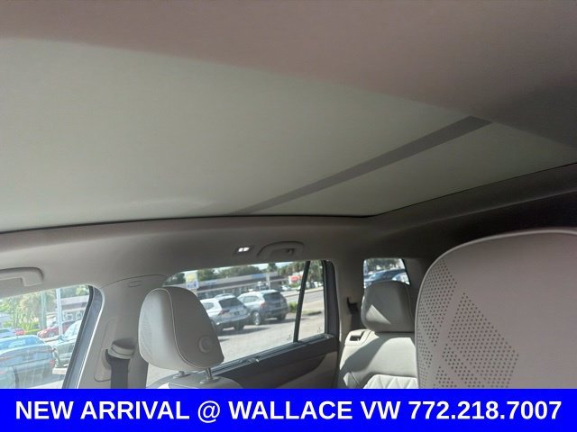 Used 2025 Silver Volkswagen 2.0T SEL Premium R-Line image 3