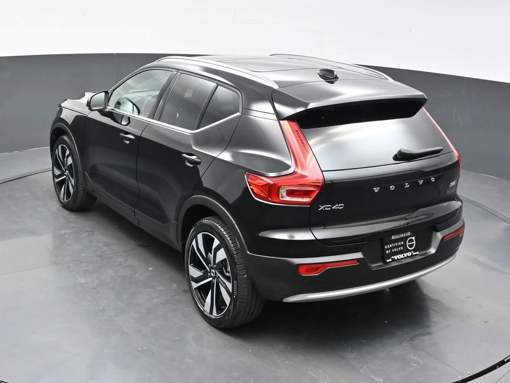 Certified Used 2025 Onyx Black Volvo Plus image 35