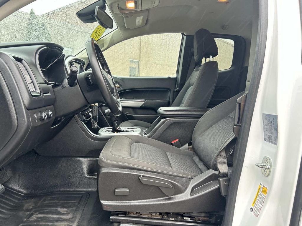 Used 2021 White Chevrolet LT image 13