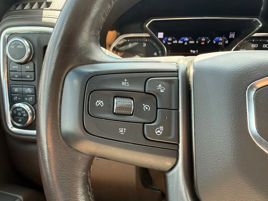Used 2023 White GMC Denali image 16