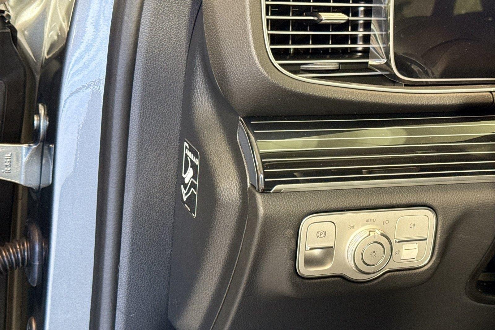 New 2026 Selenite Grey Metallic Mercedes-Benz GLE 450 image 10