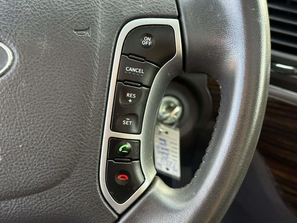Used 2011 Gray Hyundai Limited image 23