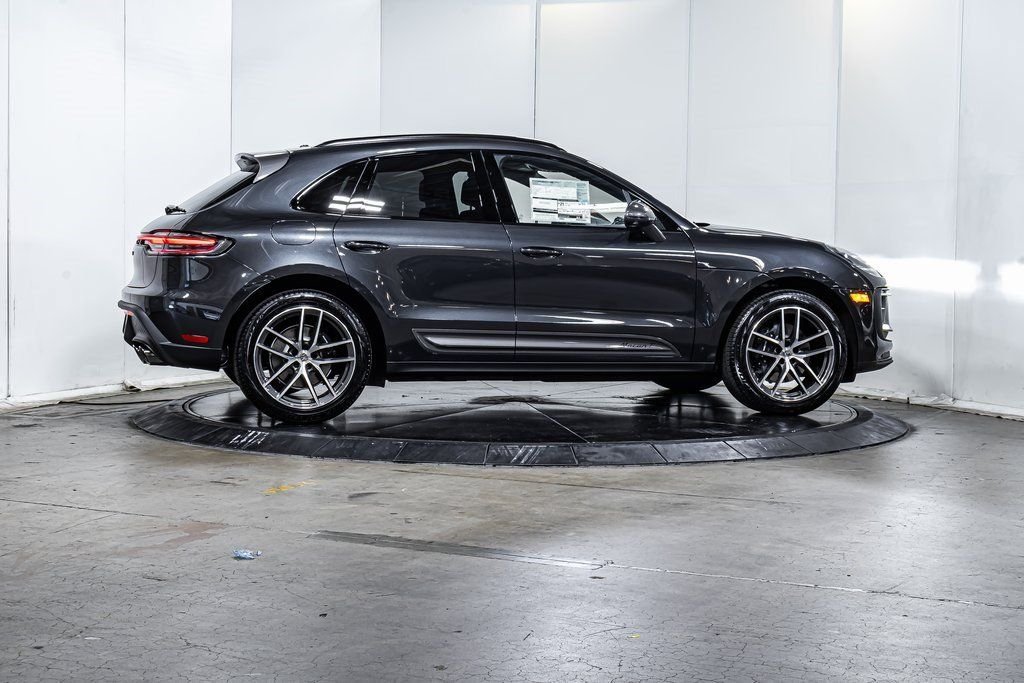 New 2025  Porsche T image 8