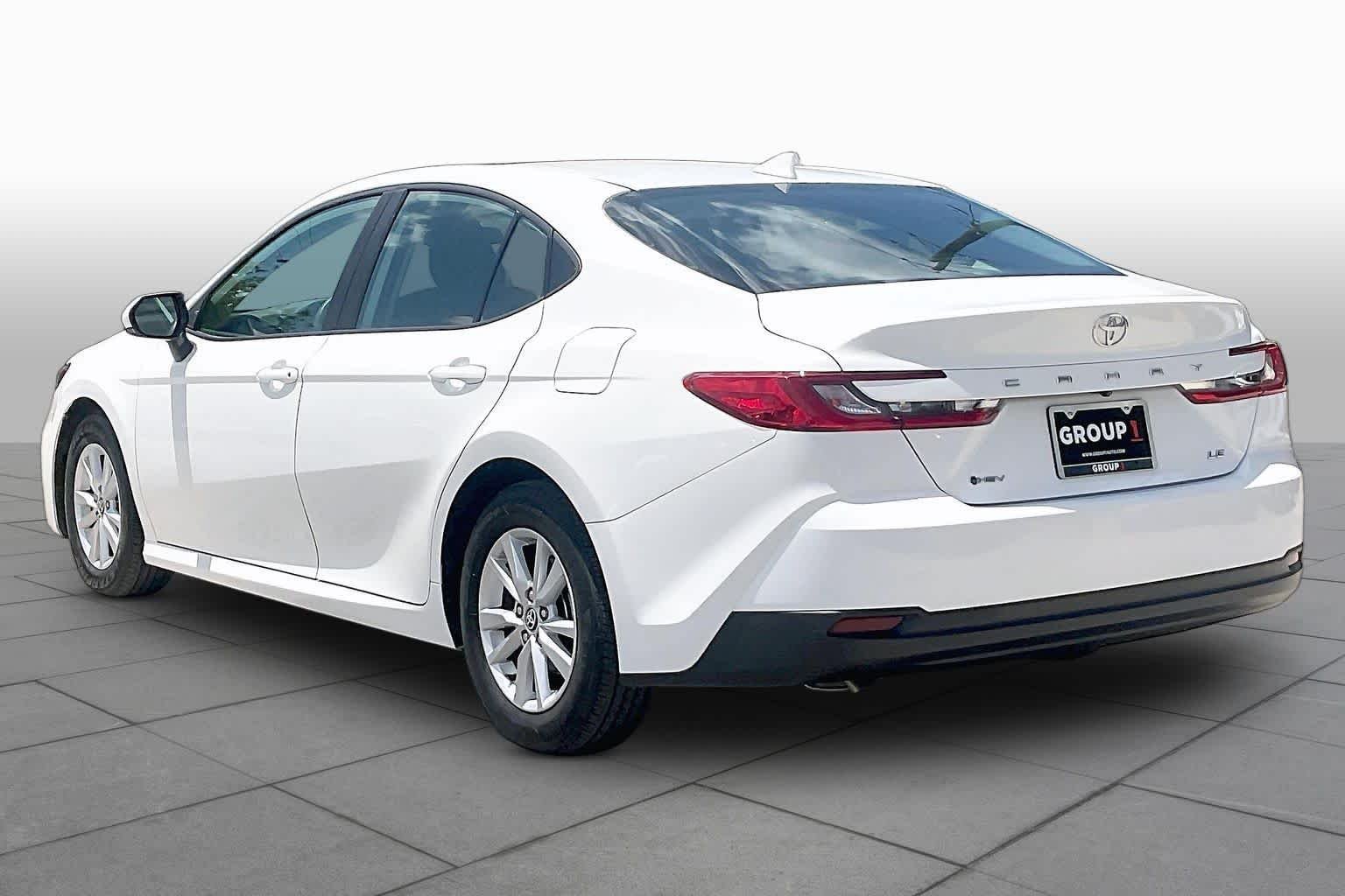 Used 2025 Ice Cap Toyota LE image 12