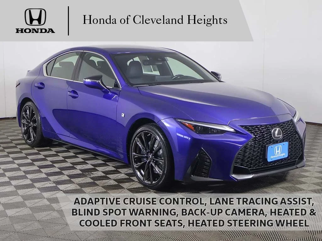 2021 Lexus IS