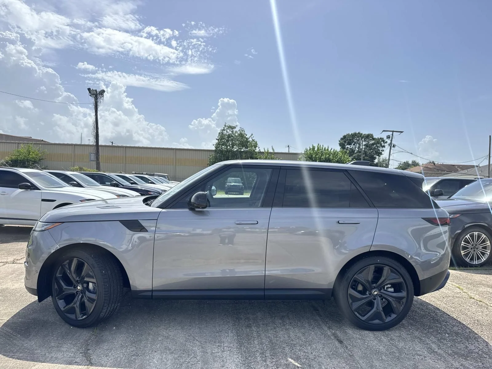 2025 Land Rover Range Rover Sport SE - Photo 15