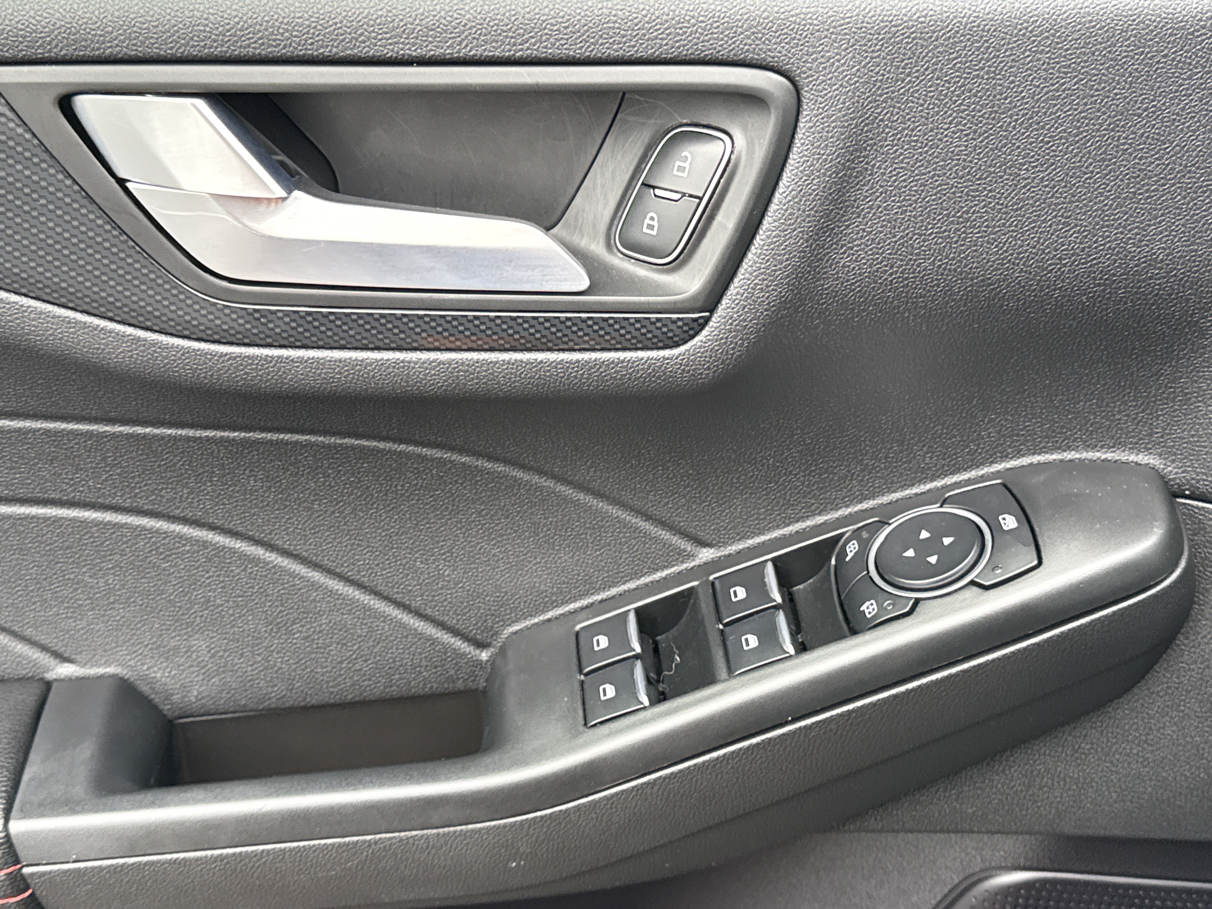 2024 Ford Escape ST-Line - Photo 19