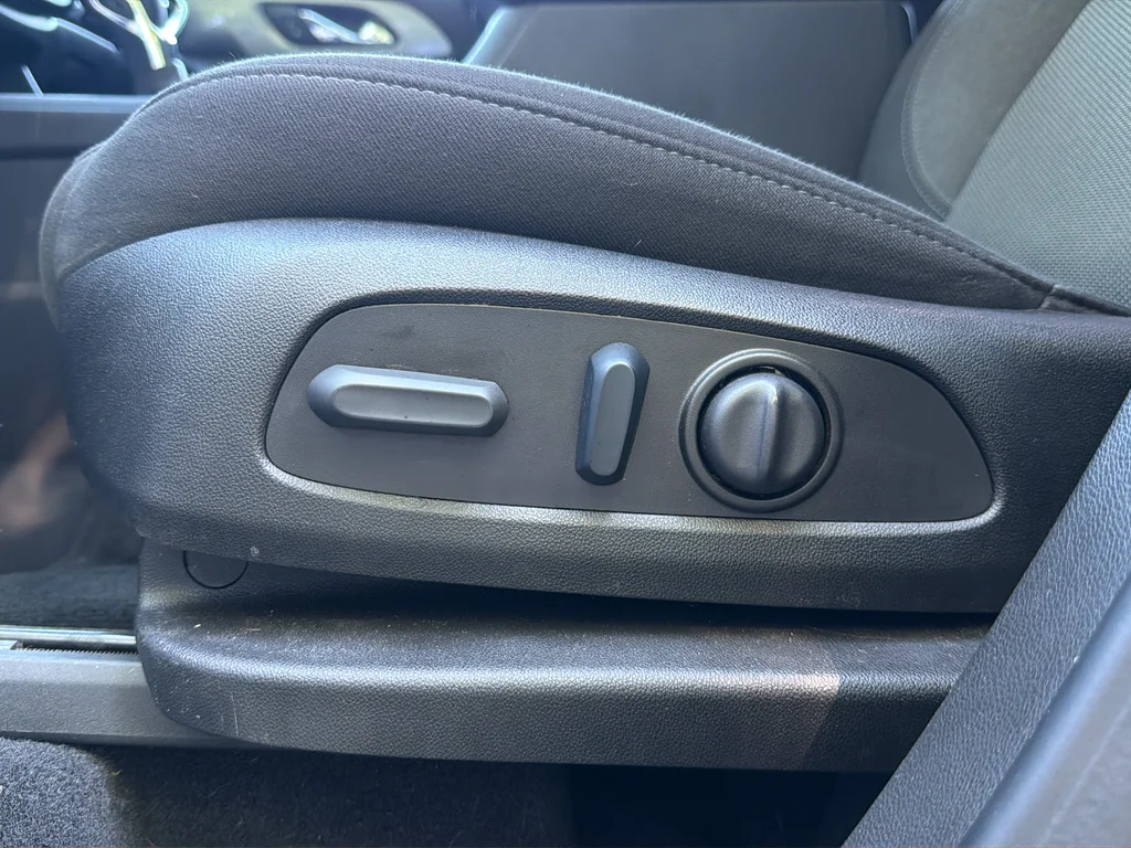 Used 2023 Gray Chevrolet LT image 18