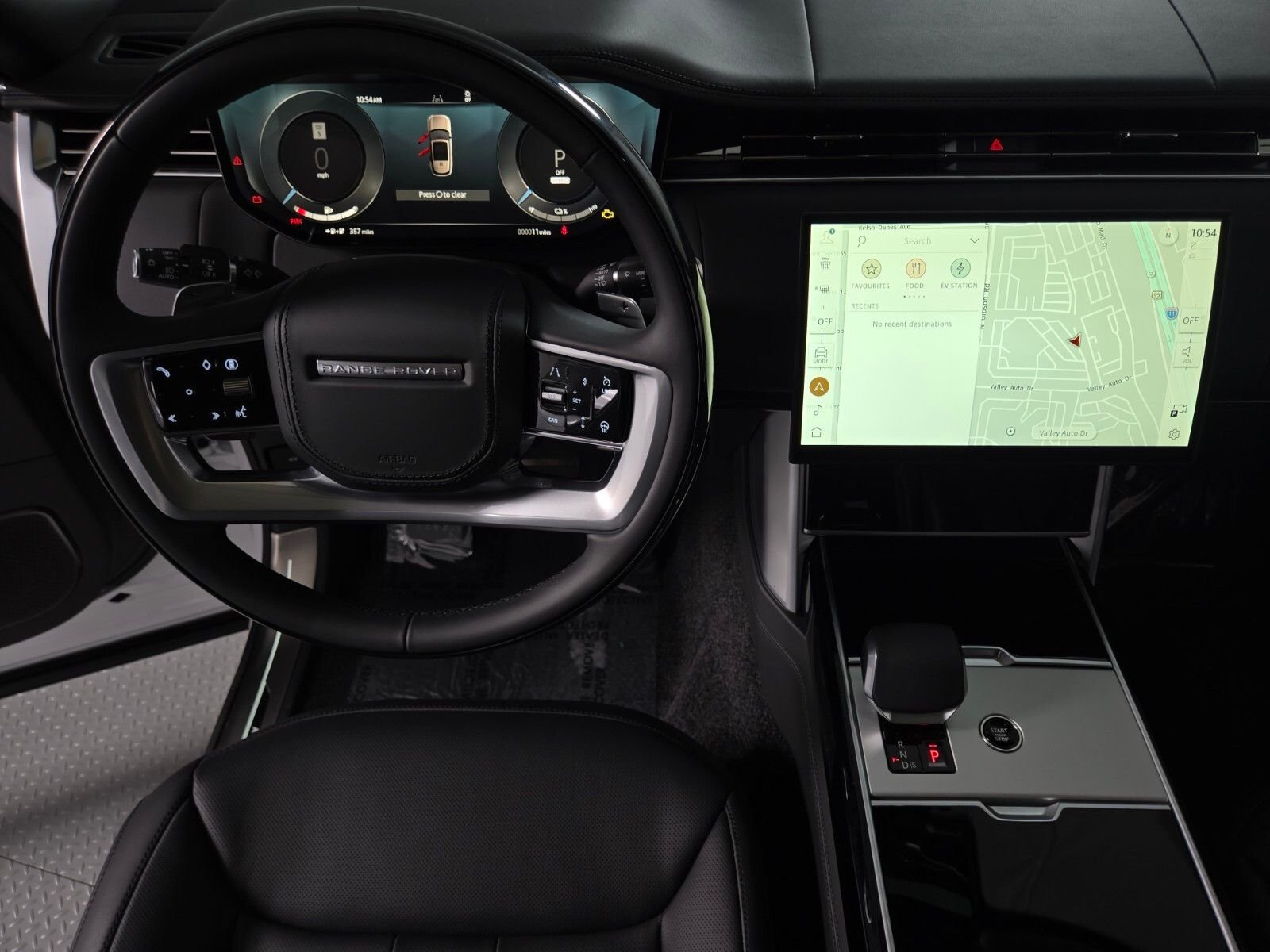 New 2026 Ostuni Pearl White Land Rover Autobiography image 13