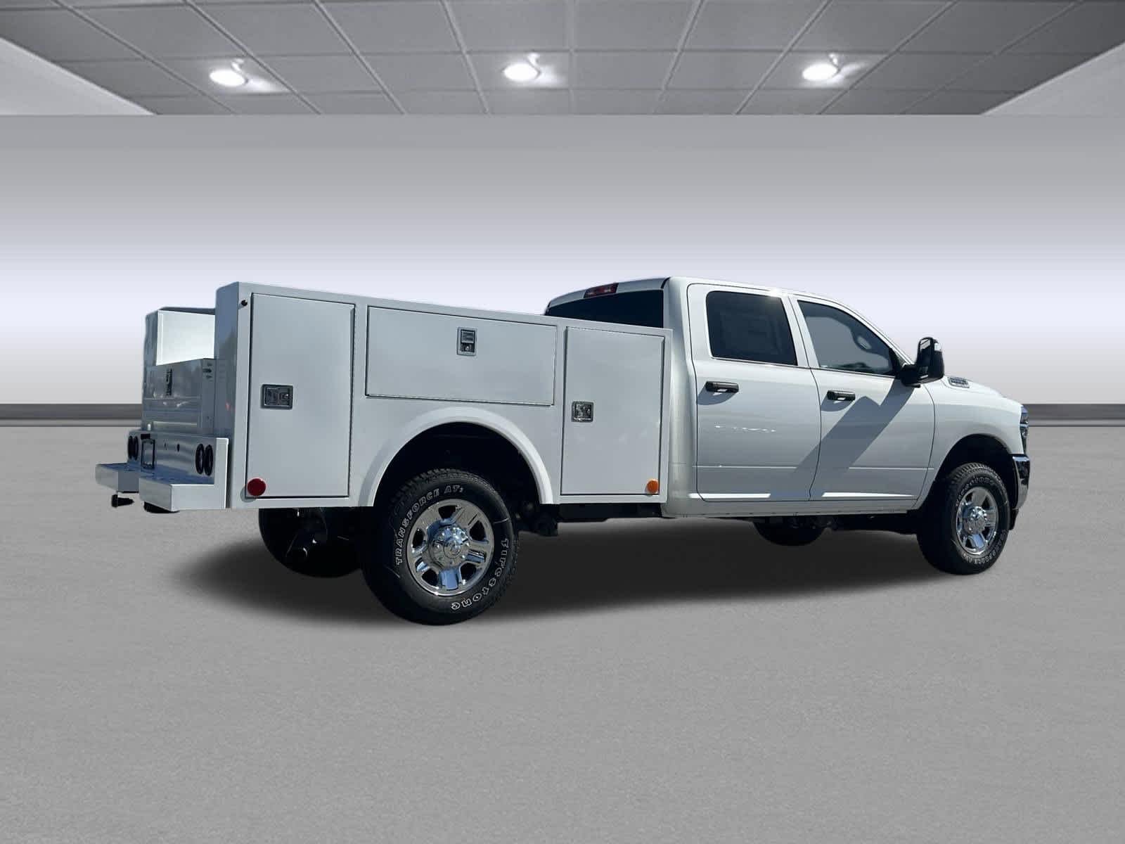 New 2026 Bright White Clear-Coat Exterior Paint RAM Tradesman image 5