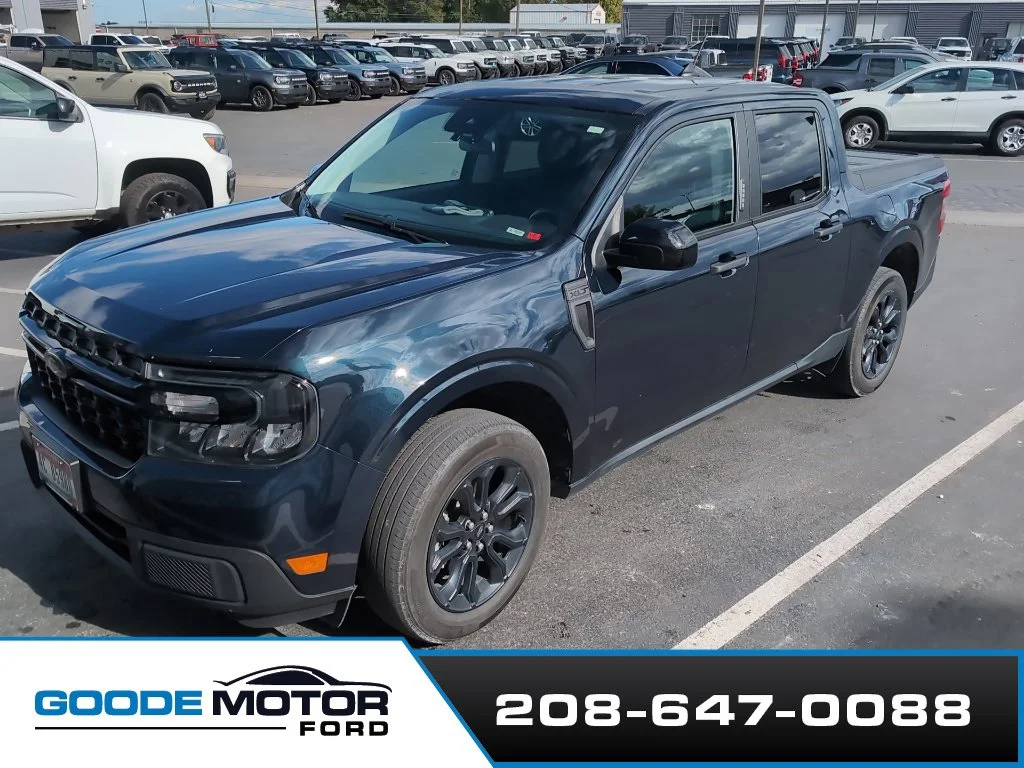 Used 2023 Blue Ford XLT image 2