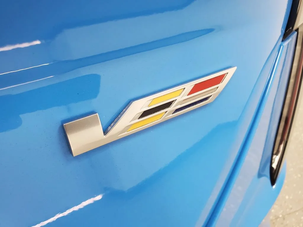 Used 2022 ELECTRIC BLUE Cadillac V-Series image 34