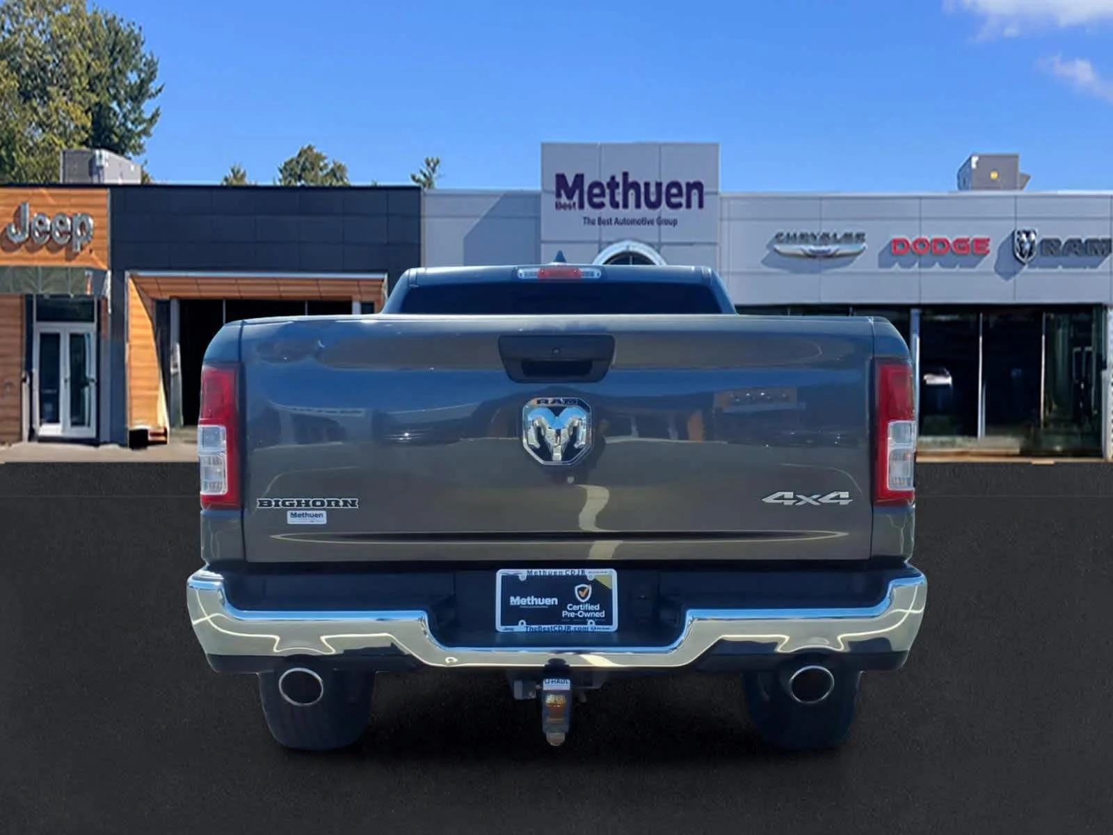 Used 2023 Granite Crystal Metallic Clearcoat Ram Big Horn image 10