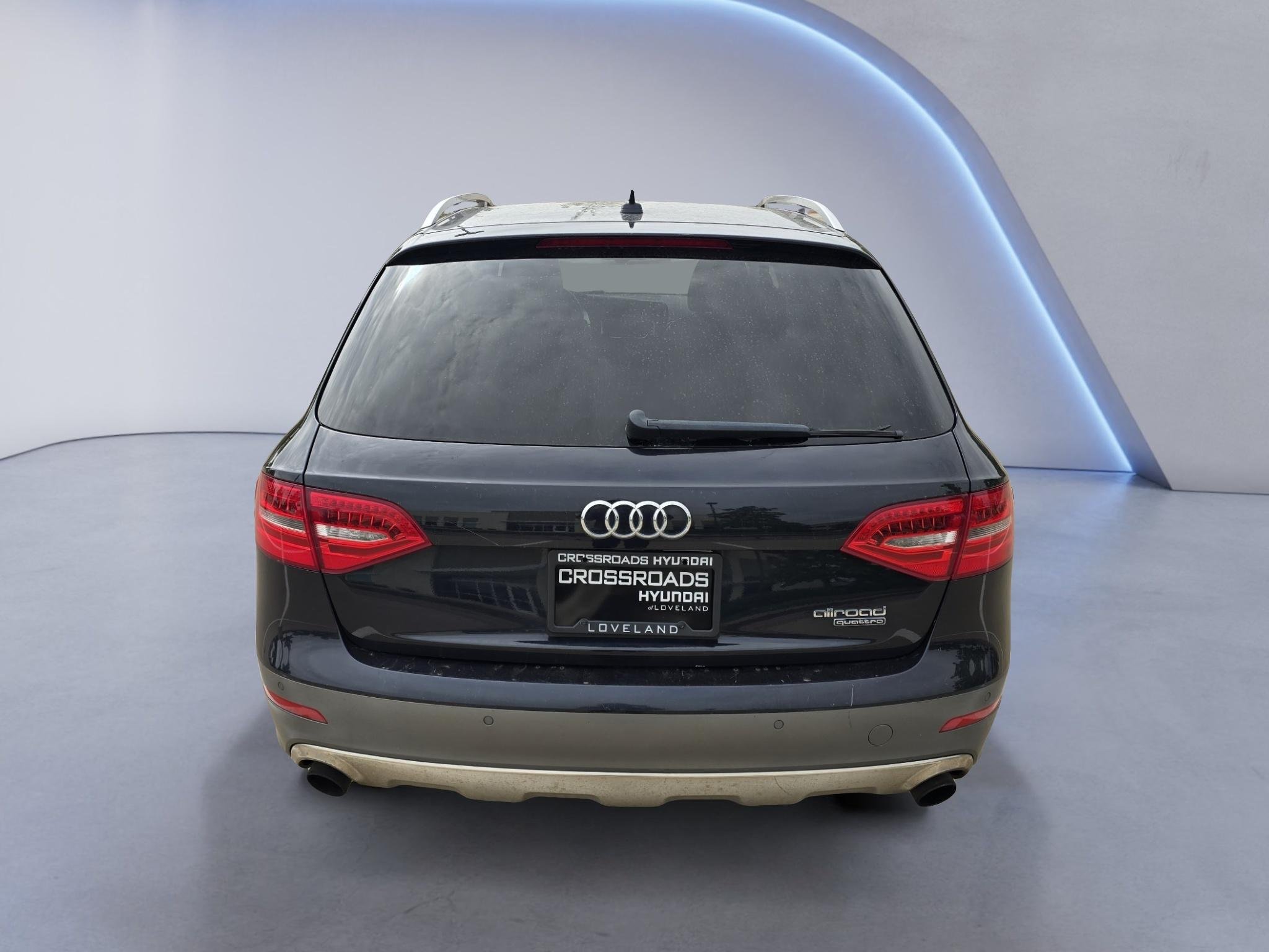 Used 2016 Moonlight Blue Metallic Audi Premium Plus image 4