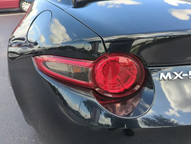 Used 2021 Black Mazda Grand Touring image 18