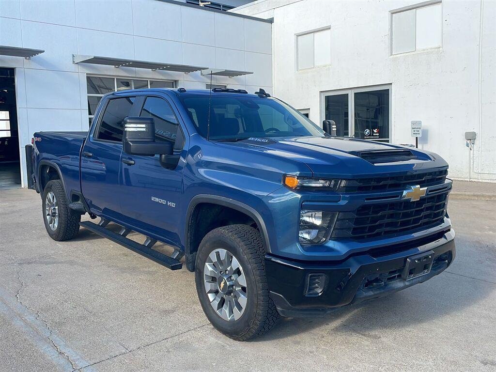 Used 2026 Lakeshore Blue Metallic Chevrolet Custom image 2