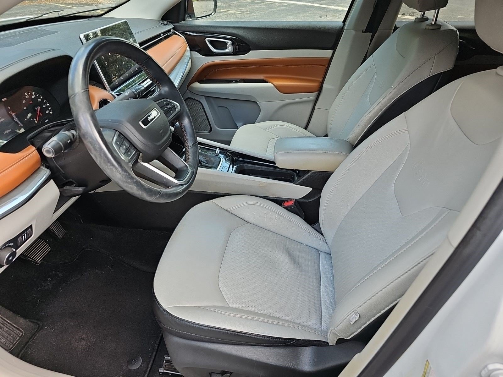 Used 2022 Bright White Clearcoat Jeep Limited image 16