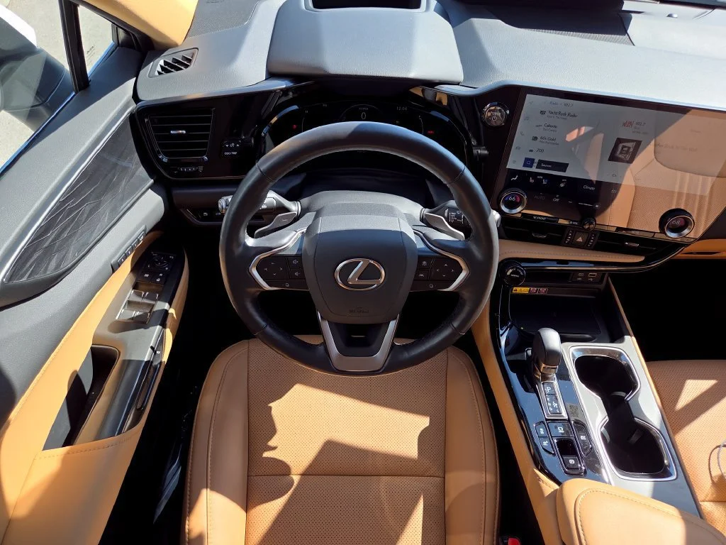 Certified Used 2026 Ultra White Lexus 350h Premium image 4