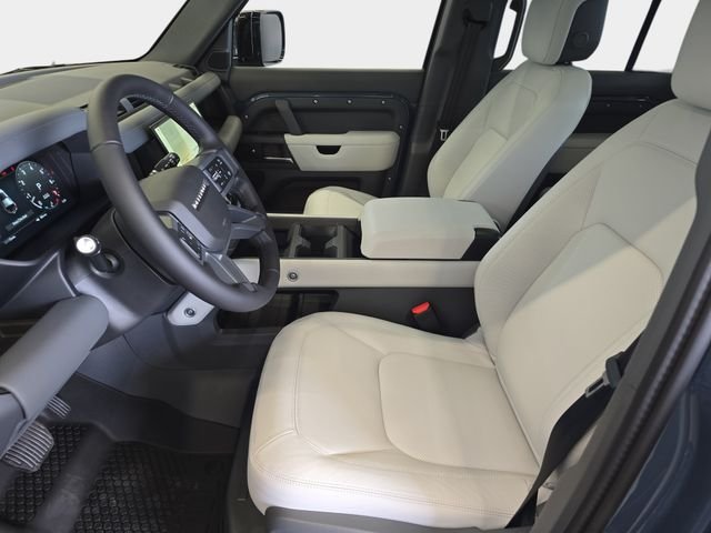 New 2026 Tasman Blue Land Rover X-Dynamic SE image 12