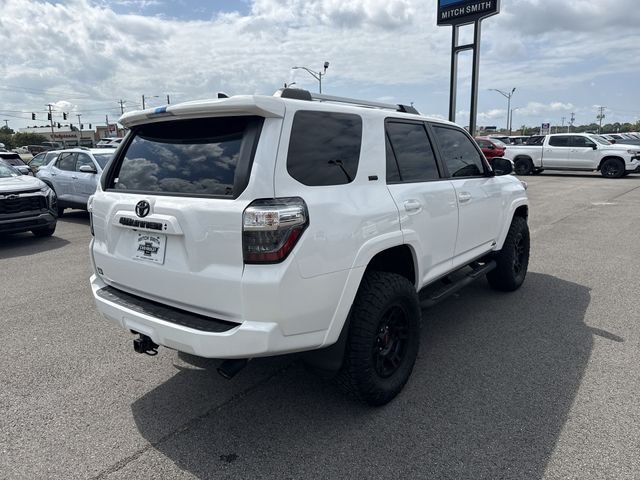 Used 2022 White Toyota SR5 Premium image 14